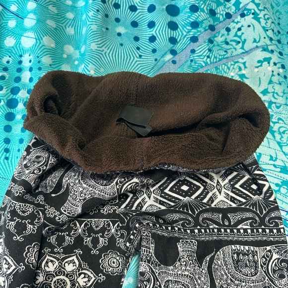 Youth Elephant Tribal Print Fleece Lined Leggings - Picture 3 of 5